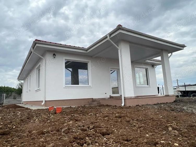 Casa de Vanzare 3 dormitoare, 2 bai - 2