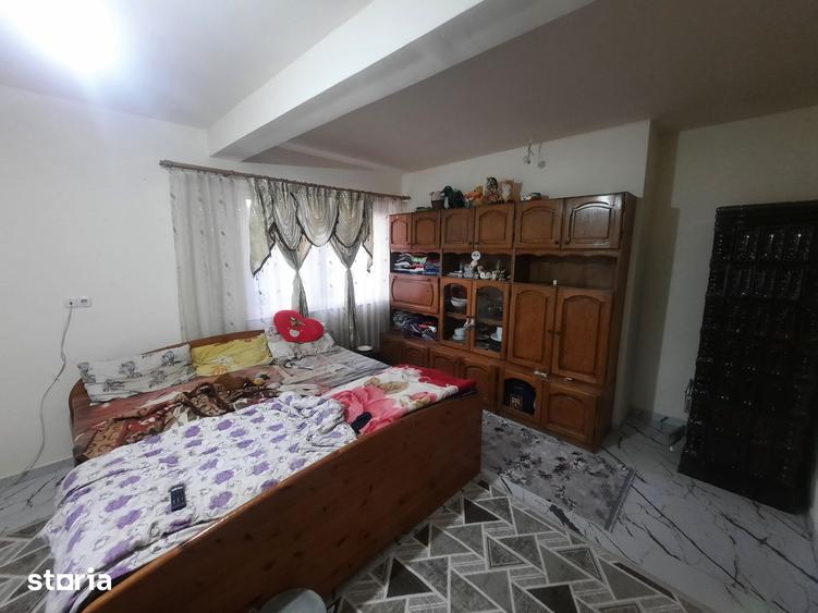 Casă cu 4 camere cu Teren 680 Mp în Micula