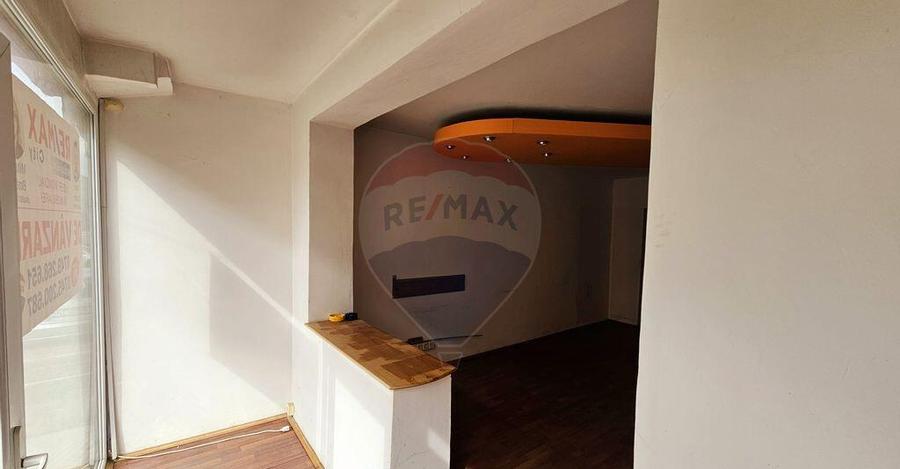 Spa?iu comercial - 7