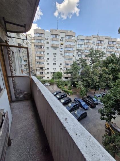 Garsoniera la 4 minute de mers pe jos de statia de metrou Muncii - 15