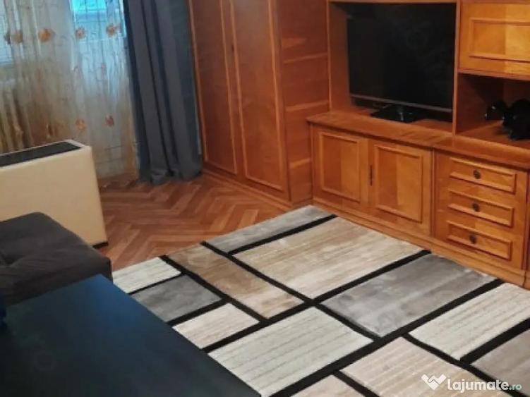 Vitan mall etaj 8 decomandat - 2