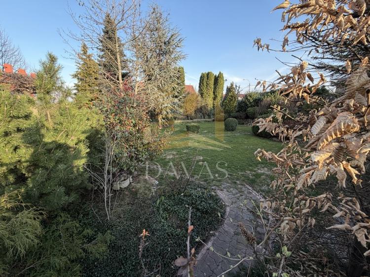 Casă individuala elegantă cu grădină superbă – perfectă pentru relaxare - 1