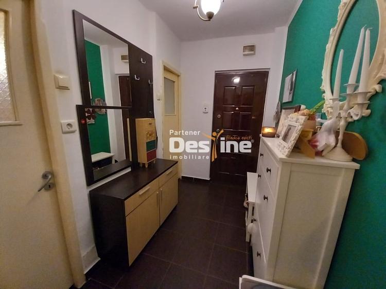 Apartament 2 camere 42 mp renovat cartier Smirodava Roman - 10