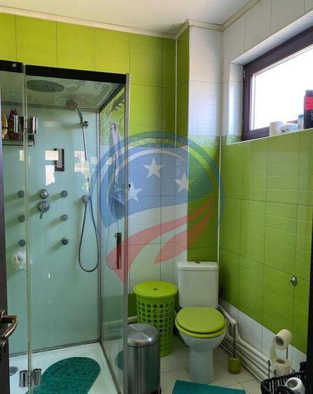 CASA DEOSEBITA APROAPE DE PROMENADA IN EUROCARTIER - 7