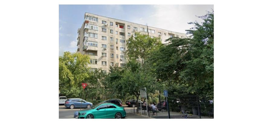 Apartament cu 4 camere decomandat în Crângași