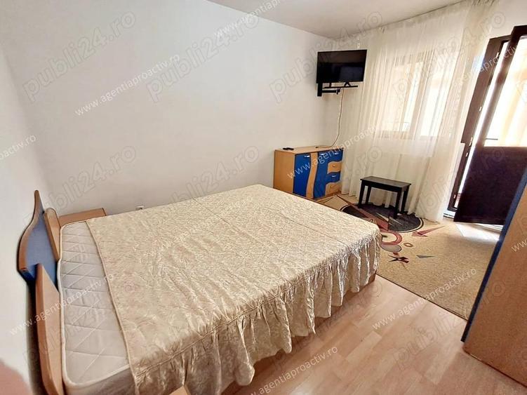Apartament cu 3 camere, situat la etajul 3, in cartier Siderugistilor; SD-uri. - 2