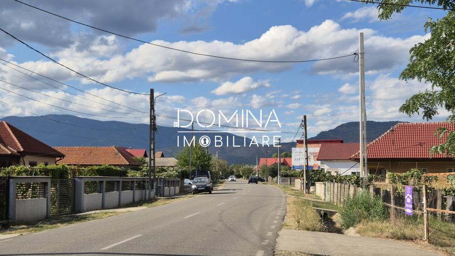 Casă individuală cu 5 camere cu Teren 4334 Mp în Runcu