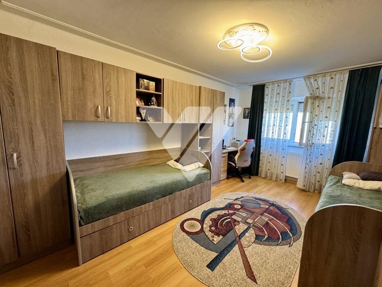 Apartament cu 2 camere decomandat, mobilat în Vasile Aaron