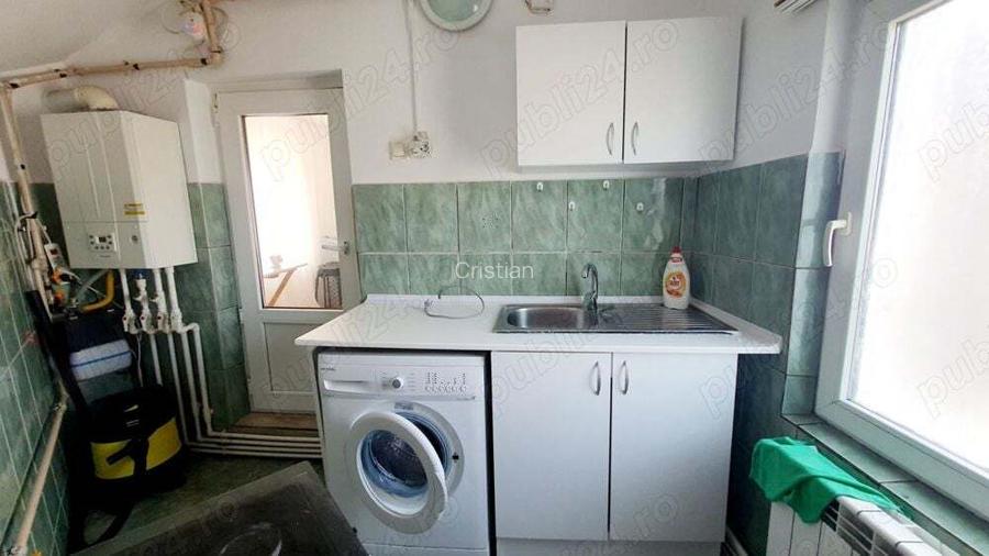 Vand casa Navodari 2 camere