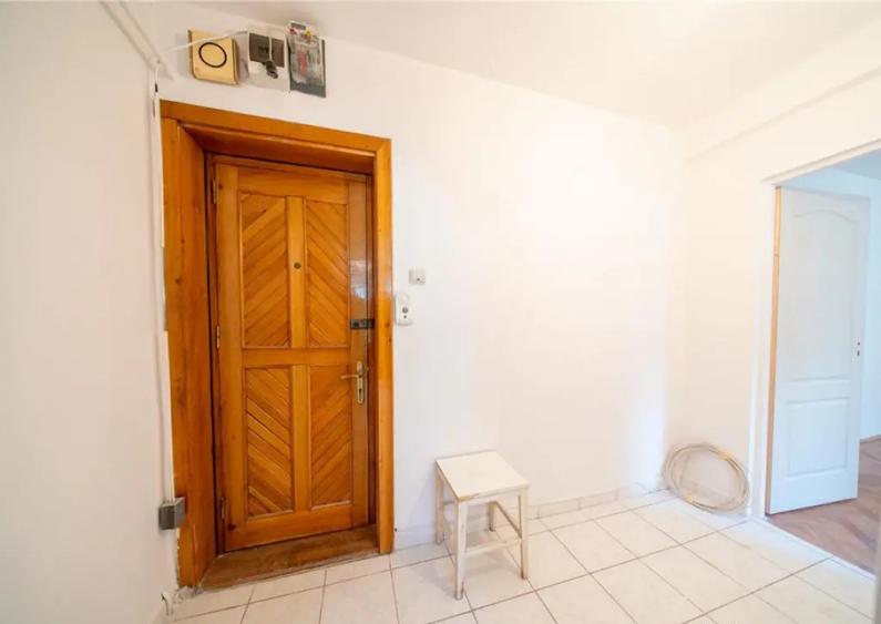Oferta rezervata!Apartament 2 camere, 49 mp, zona excelenta, - 1
