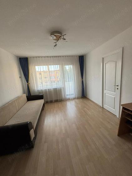 Persoana fizica, vand apartament 2 camere pe Calea Bucure?ti - 3