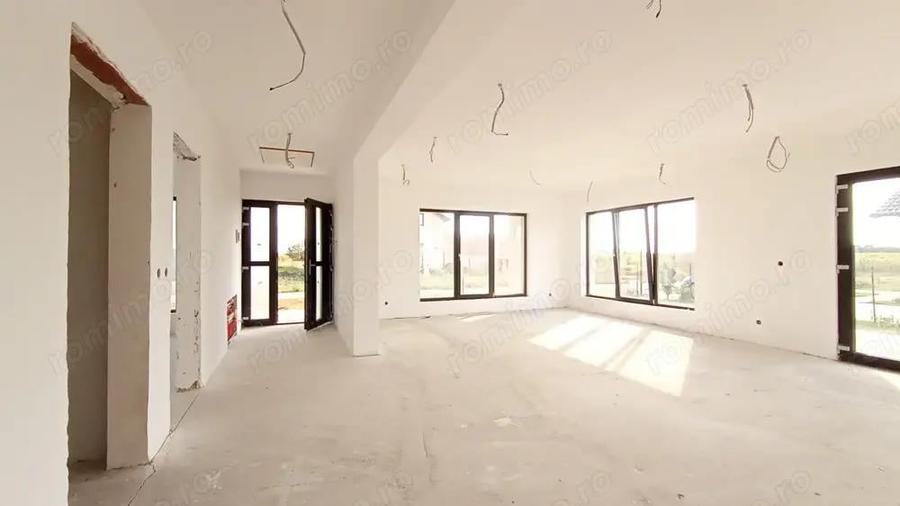 Casa noua spa?ioasa cu teren mare - 7