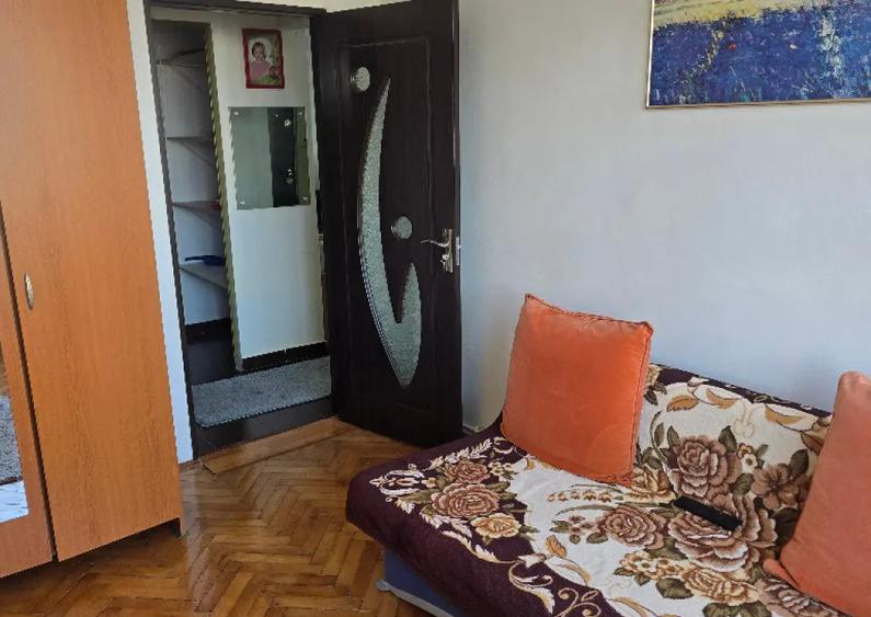 Vand sau inchiriez ap. 2 camere dec Deva, Balcescu, et. 3, mobilat - 9