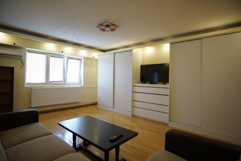 Nerva Traian | Octavian Goga | Unirii | Bloc monolit | Anvelopat | Vedere mixta - 1