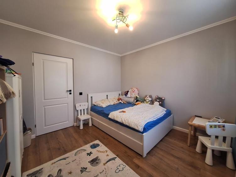 Apartament cu 3 camere, 2 bai, 2 balcoane, zona Terra - 6