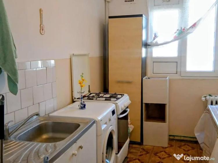 Inchiriez apartament 2 camere Dristor - 2