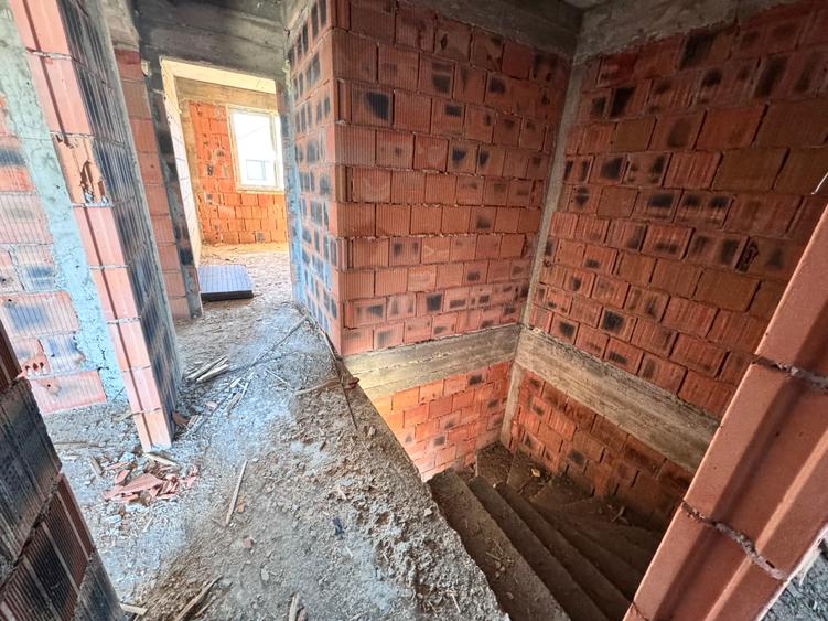 Casa P+1+Pod situata in Allegria. 4 cam. Util 105mp. teren 210 mp - 20