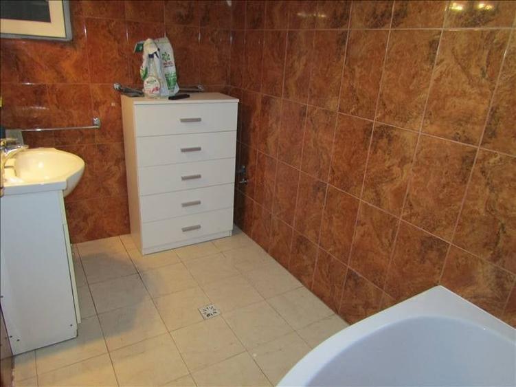 Casa singur in curte, central,  zona Stefan Cel Mare - 14