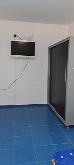 Inchiriez garsoniera - 4