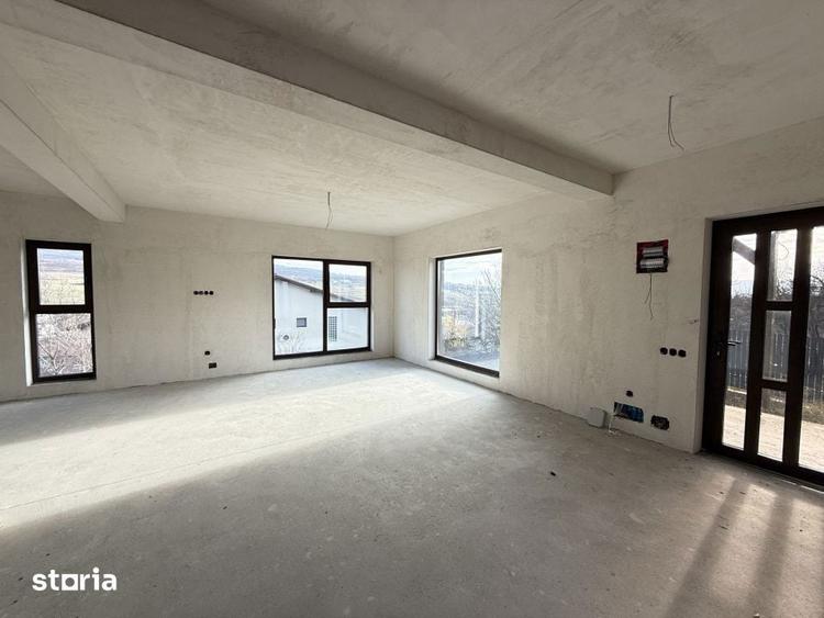Casa cu CF de vanzare 134mp utili | Curte | Auchan - Iris | 2 garaje - 9
