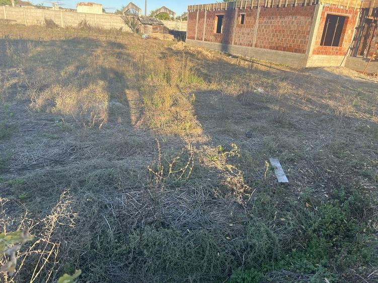 Teren de vanzare cu utilitati - 3