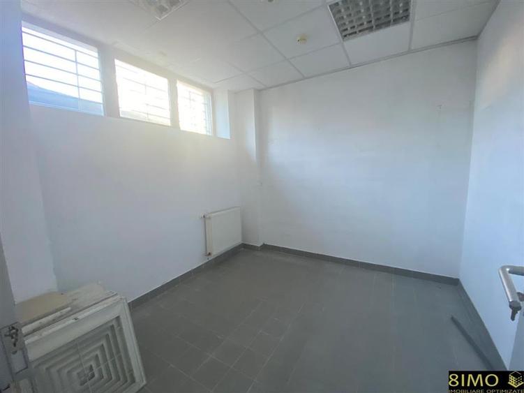 De inchiriat spatiu comercial premium  fost sediu OTP Bank - 8