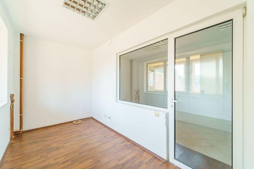 Spatiu comercial de inchiriat in zona Micalaca - 4