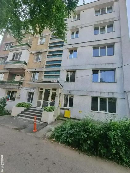 A 37 Liceul sanitar ,Apartament 3 camere confort 1 - 18
