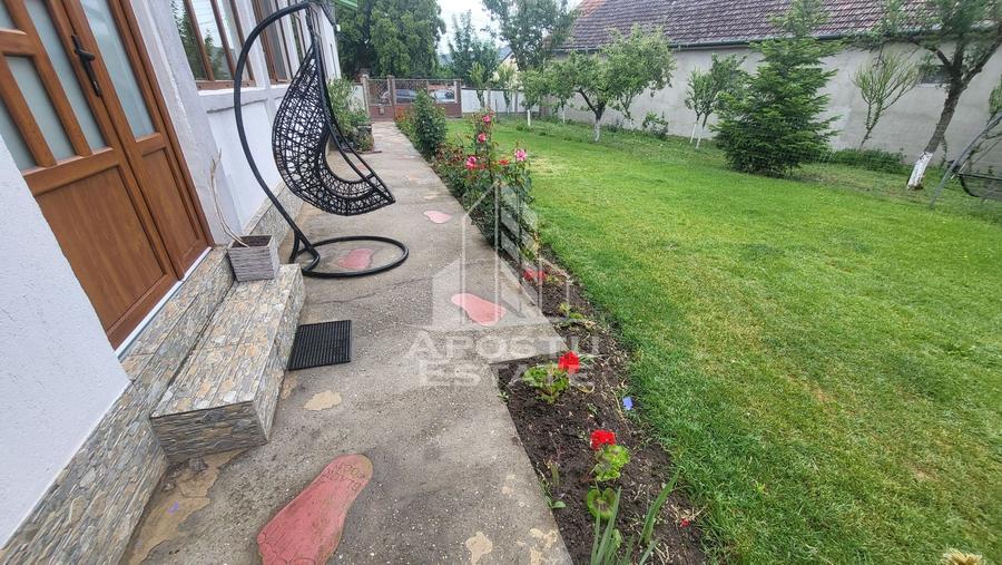 Casa individuala cu 6 camere,2 bai,teren de 1017 mp Pischia Central - 20