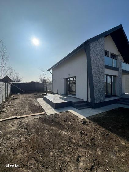 Casă cu 4 camere cu Teren 375 Mp în Clinceni