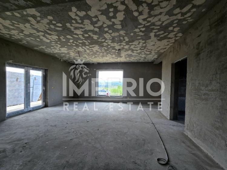 Casa pe un singur nivel cu 600m de teren si vedere spectaculoasa spre munte! - 2