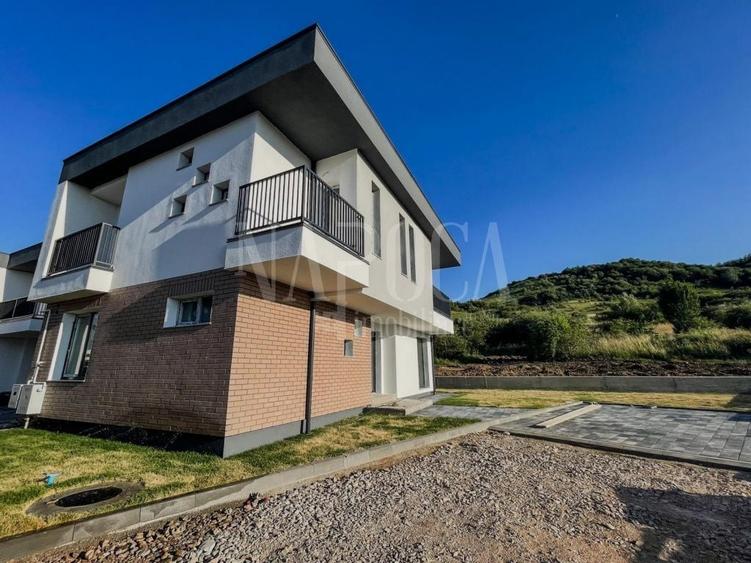 Casa 4 camere de vanzare in Floresti - 1