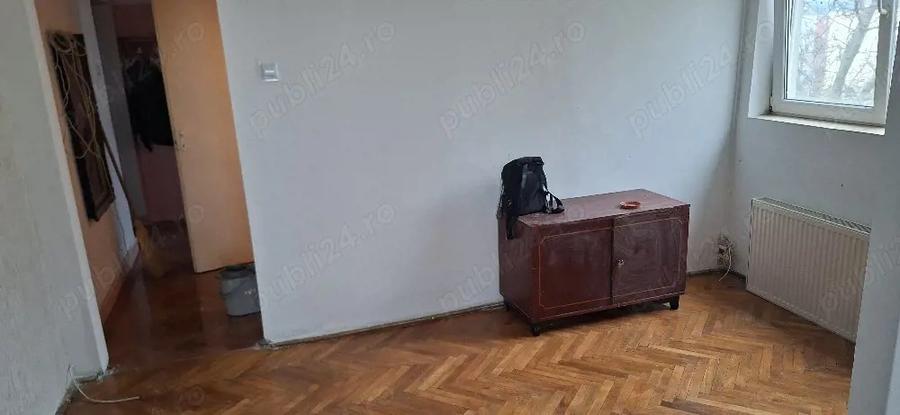 apartament de vanzare cu 3 camere - 5