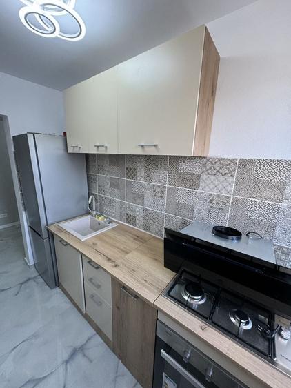 Apartament cu 2 camere decomandat în Complex Studențesc