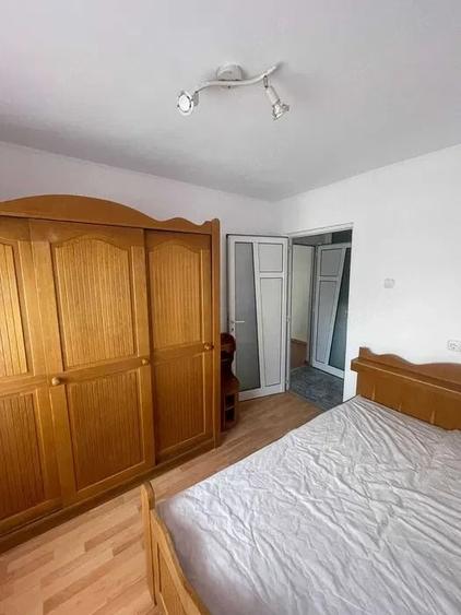 Inchiriez apartament 3 camere zona ostroveni - 5