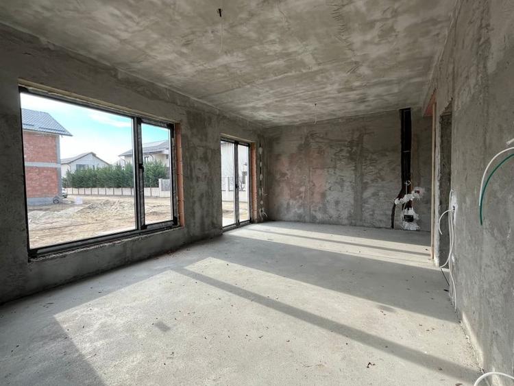 De vanzare vila individuala 5 camere zona noua Tunari - 10