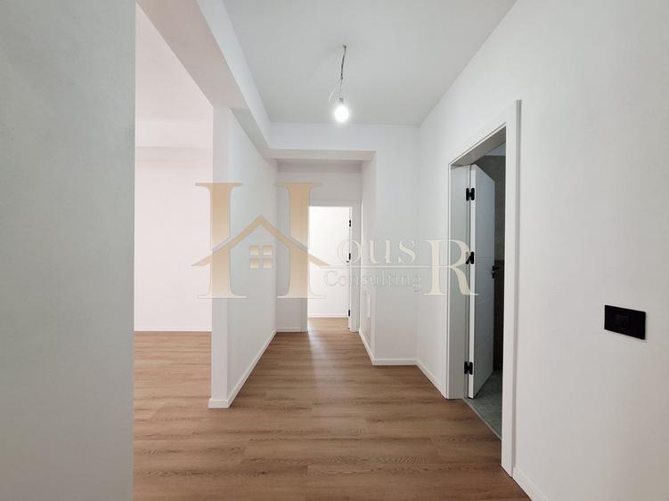 Apartament cu 4 camere decomandat în Girocului