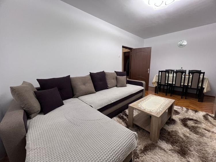 Apartament 3 camere, decomandat,zona Deva Mall/Baroul de avocati - 1