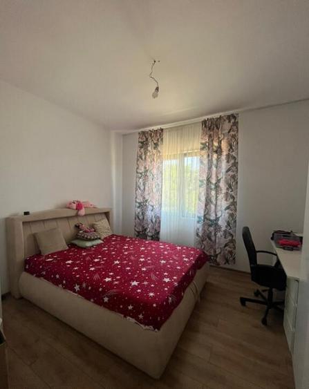 Casa tip duplex P+1+M | 200 mp utili | Curte 300 mp | 5 min. Bucuresti - 8