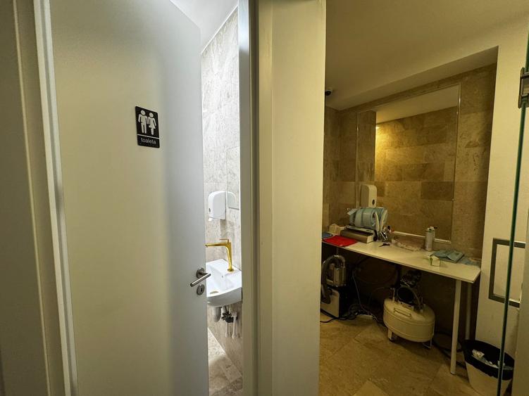 Clinica Stomatologica complet echipata pentru functionare LUXURIA - 10