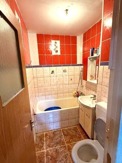 2 Camere-Rahova-Semidecomandat-39 Mp-Mobilat-5/10-1970 - 7