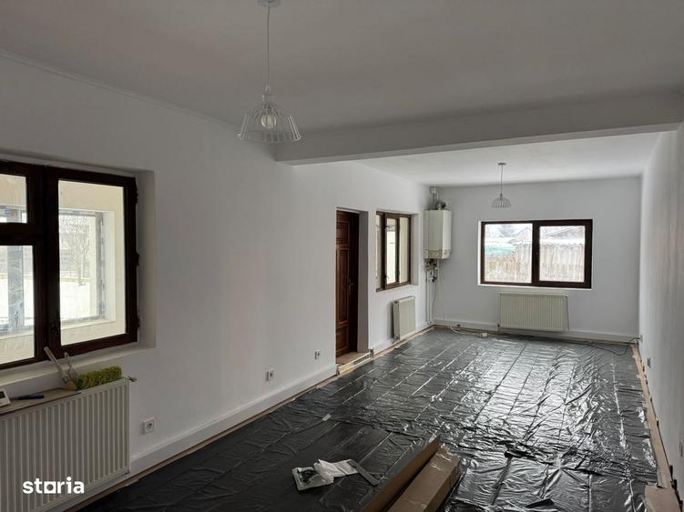 Casa - Iasi, com. Holboca la 1015 minute de centrul orasului - 9