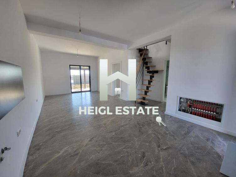 Duplex cu 4 camere in Mosnita Noua - 1