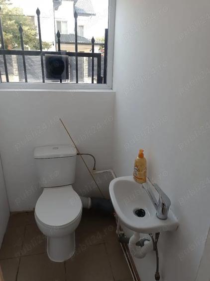 De inchiriat spa?iu comercial 16mp, Bld.Daciei nr22 GIURGIU stradal. - 1