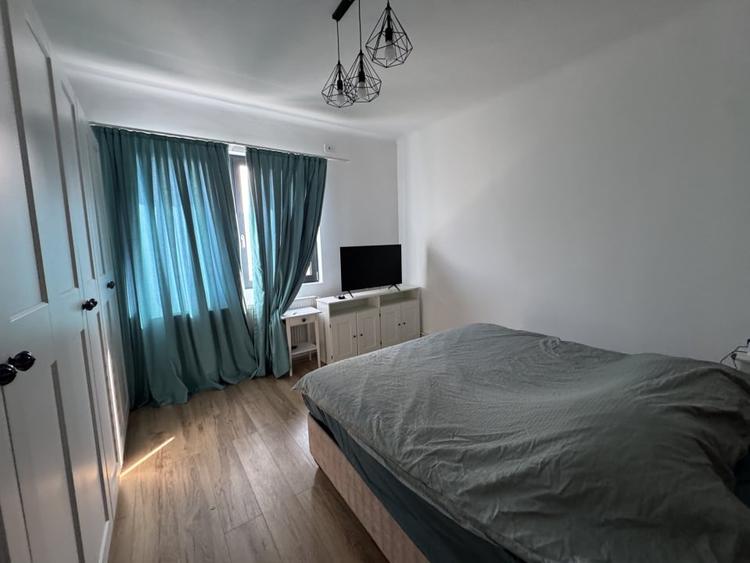 13 Septembrie  - Casa individuala - Renovata completa - Disponibila imediat - 13