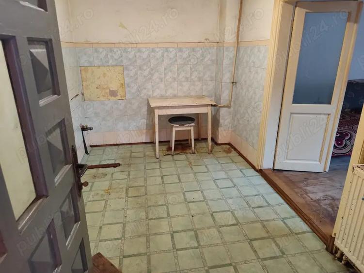 Casa cu 3 camere, curte proprie, Straule?ti, Sector 1 aproape de metrou - 3