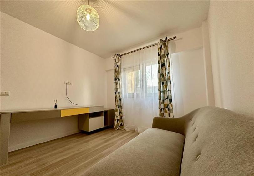 Apartament 4 camere de vanzare Valea Lupului - 4