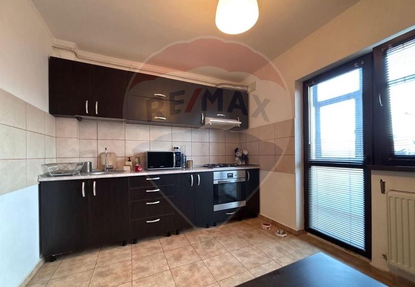 Apartament cu 2 camere de vânzare în zona Central - 1