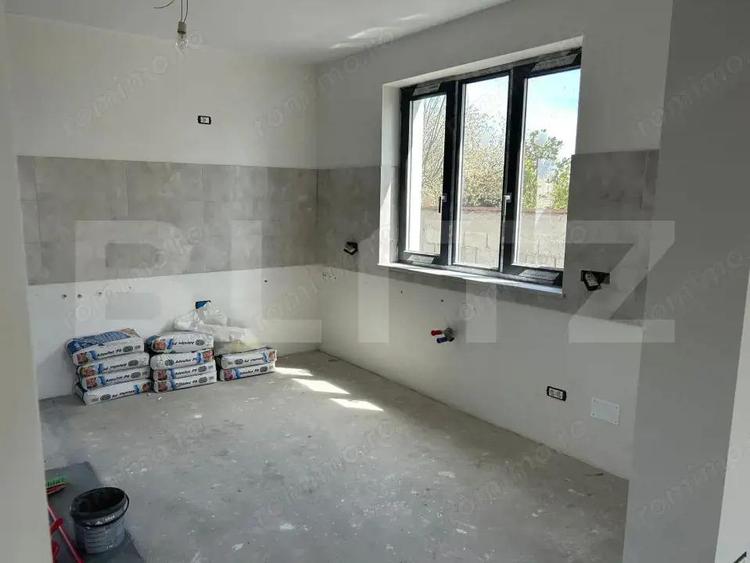 Casa cu 3 dormitoare, 2 bai, toate utilitatile, zona Selgros - 13