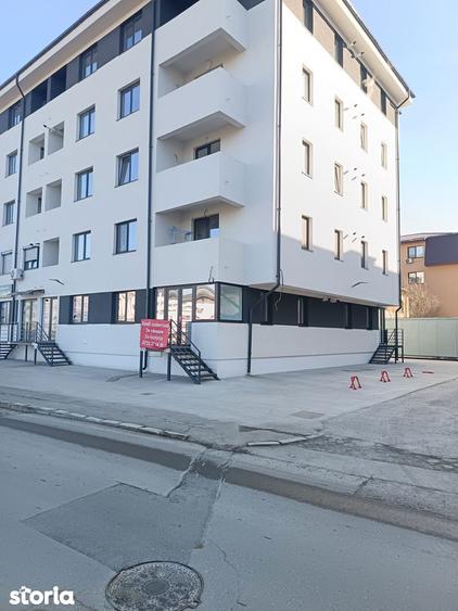 Spa?iu comercial stradal + 2 parcari,str Ilie Petre,Militari Residence - 12